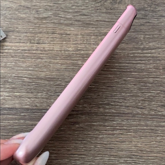 MOPHIE iPhone 7+/ 8+ battery pack - Picture 4 of 6